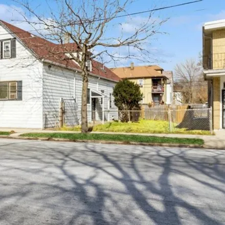 Buy this 4 bed house on 2638 East 83rd Street in Chicago, IL 60649