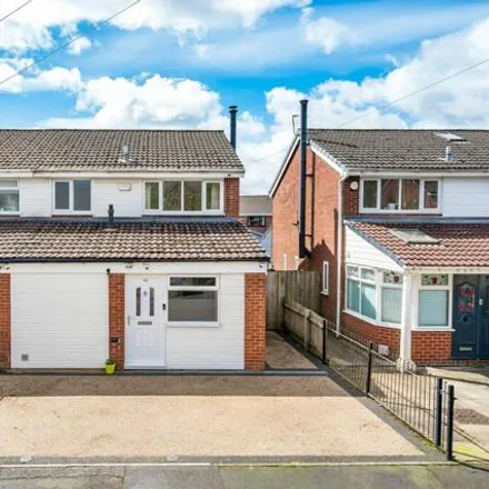 Buy this 3 bed duplex on Meadowcroft in Radcliffe, M26 4JP