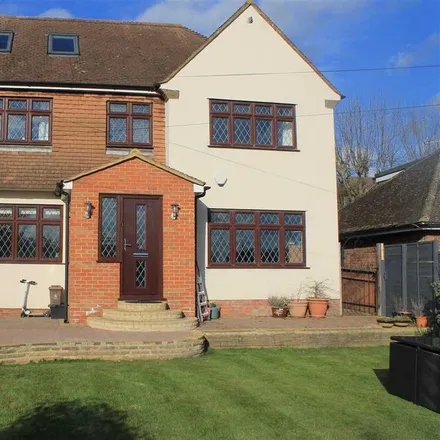 Rent this 4 bed house on Middle Road in Higher Denham, UB9 5EQ