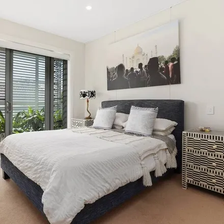 Rent this 3 bed apartment on Newport NSW 2106