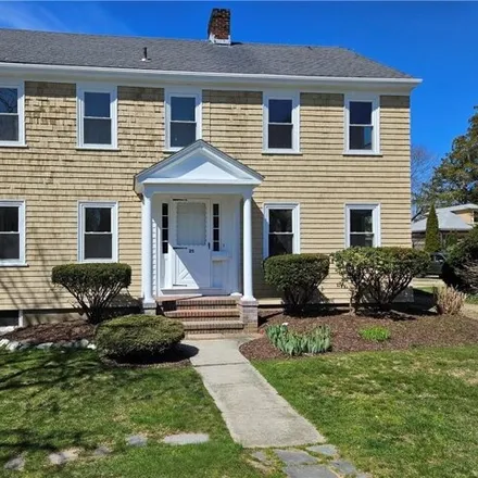 Buy this 4 bed house on 25 Kay Boulevard in Newport, RI 02840