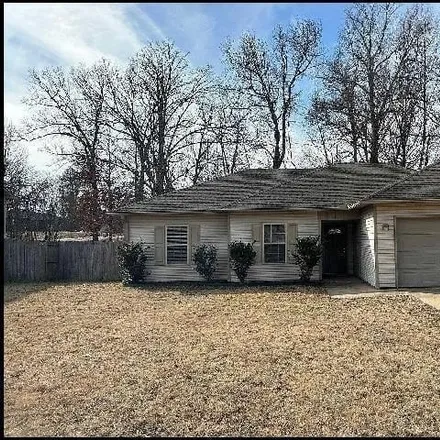 Rent this 3 bed house on 1065 East Main Street in Austin, Lonoke County
