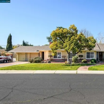 Buy this 4 bed house on 1082 Pine Street in Manteca, CA 95336