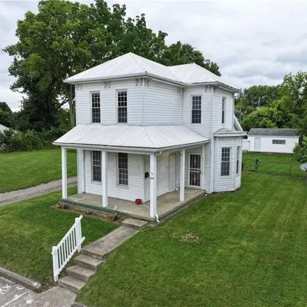 Buy this 4 bed house on 1618 Lexington Ave in Springfield, Ohio