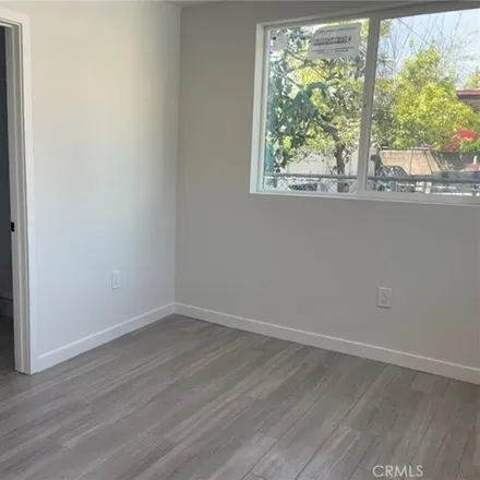 Image 3 - 1413 West 23rd Street, Los Angeles, CA 90007, USA - House for sale