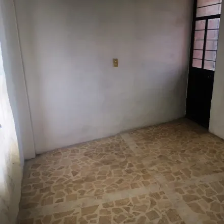Rent this studio apartment on Calle Mariano Matamoros in Colonia El Gallito, 55520 Ecatepec de Morelos