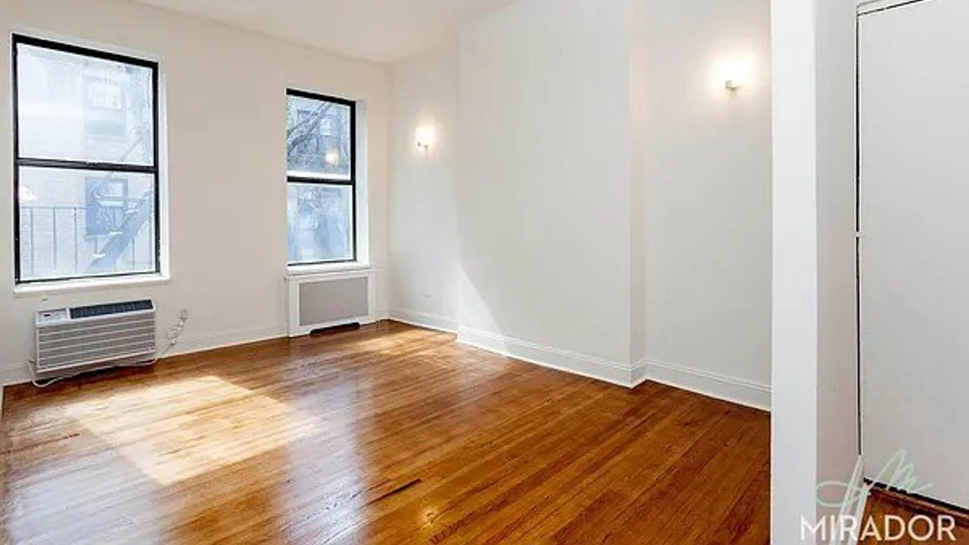 1558 York Avenue, New York, NY 10028, USA | 1 bed house for rent