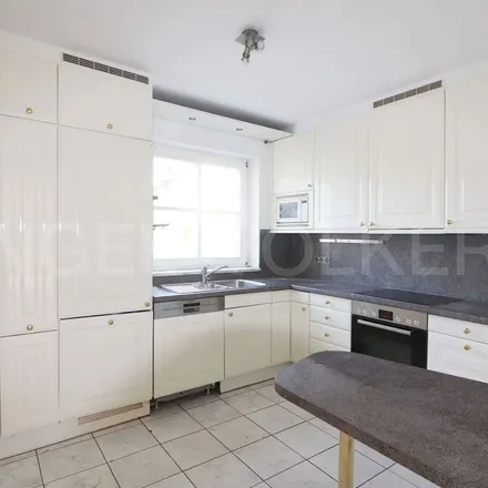 Image 9 - Arnold-Sommerfeld-Straße 11, 81739 Munich, Germany - Apartment for rent