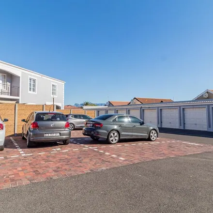 Image 4 - Dorchester Drive, Parklands, Western Cape, 7441, South Africa - Apartment for rent