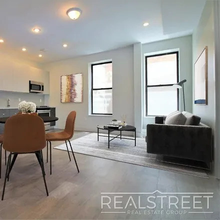 Rent this 3 bed house on 1578 Union Street in New York, NY 11213