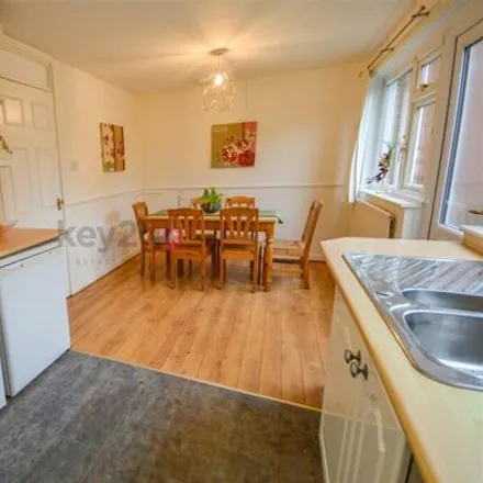 Image 3 - Ellison Street, Sheffield, S3 7JF, United Kingdom - Townhouse for sale