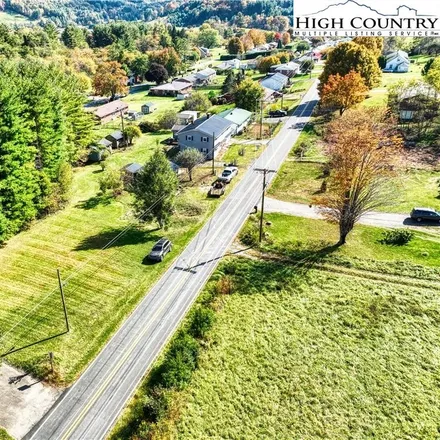 Image 3 - 470 Beaver Drive, Beaver Creek, Ashe County, NC 28694, USA - House for sale