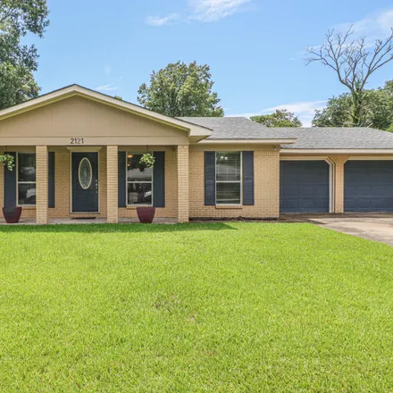 Buy this 3 bed house on 2109 Sandalwood Place in Gautier, MS 39553