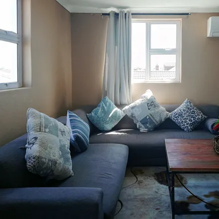 Image 2 - Hastings Road, Muizenberg, Western Cape, 7945, South Africa - Apartment for rent