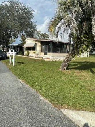Buy this studio apartment on 6096 La Costa Drive in Marion County, FL 34472