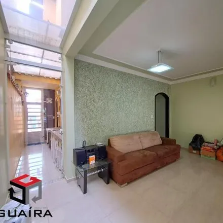Buy this 2 bed house on Rua Miguel Guillen in Jardim Rina, Santo André - SP