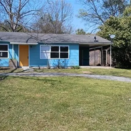 Buy this 2 bed house on 3473 Travis Boulevard in Macon, GA 31206