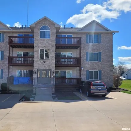Buy this 2 bed condo on 3478 Holiday Court in Pleasant Valley Township, Bettendorf