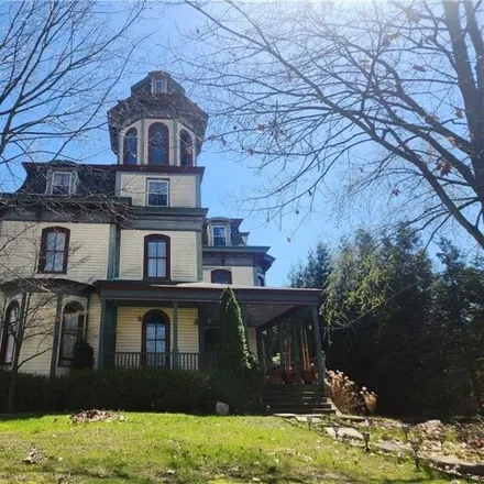 Image 3 - Jonas J Pierce House, Maple Place, Sharpsville, Mercer County, PA 16150, USA - House for sale