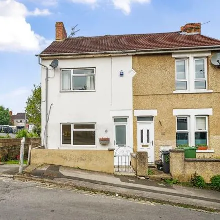 Buy this 2 bed house on Newhall Street in Swindon, SN1 5QN