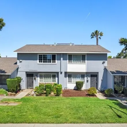 Buy this 3 bed townhouse on 469 Cedro Street in San Jose, CA 95111