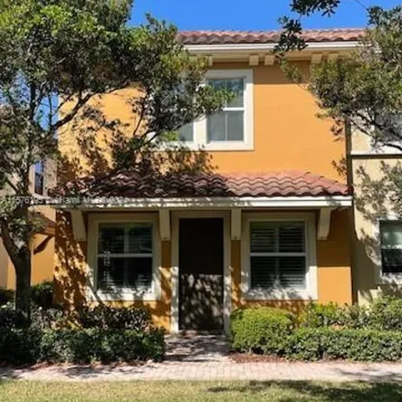 Rent this 3 bed townhouse on 848 Brickell Avenue in Miami, FL 33131