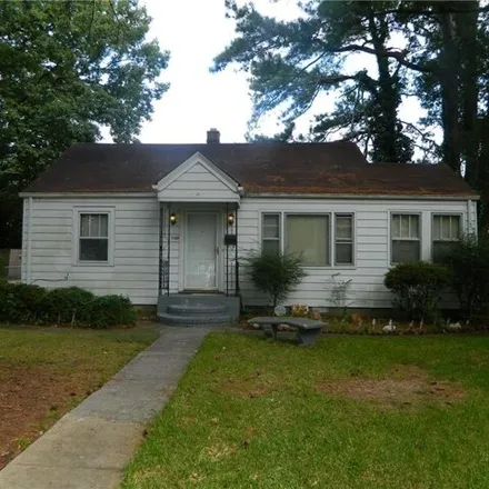 Rent this 2 bed house on 1420 Picadilly Street in East Norview, Norfolk