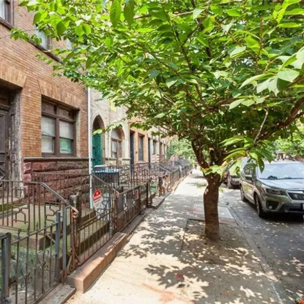 Image 2 - 430 E 136th St, New York, 10454 - House for sale