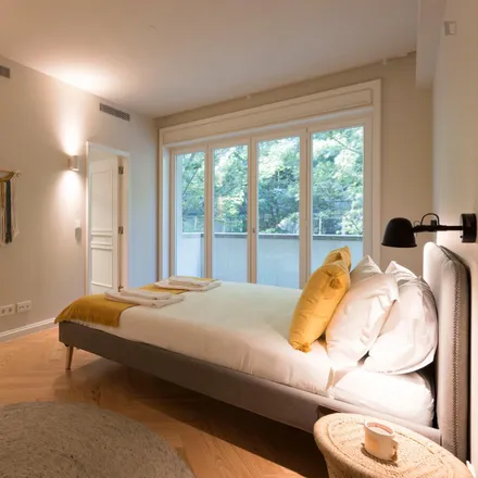 Rent this 2 bed apartment on Edifício Emporium in Rua de Guedes de Azevedo, 4000-226 Porto
