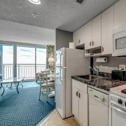 Image 9 - Avista Resort, 300 North Ocean Boulevard, Ocean Drive Beach, North Myrtle Beach, SC 29582, USA - Condo for sale