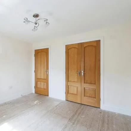 Image 7 - The Spinney, Sheffield, S17 3AP, United Kingdom - House for sale