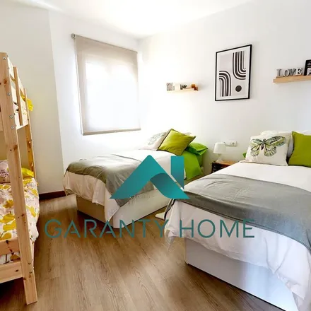 Rent this 4 bed apartment on Ayuntamiento de Iznájar in Calle Julio Burell, 17