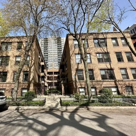 Rent this 4 bed condo on 2743-2749 North Hampden Court in Chicago, IL 60614