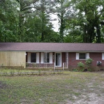 Rent this 3 bed house on 677 Jefferson Avenue in Fayetteville, GA 30214