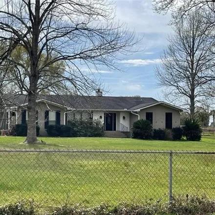 Buy this 4 bed house on 7819 Kenbuck Road in Mobile County, AL 36544