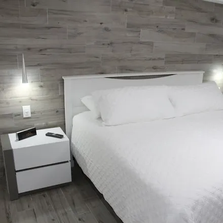 Rent this 1 bed condo on Aventura