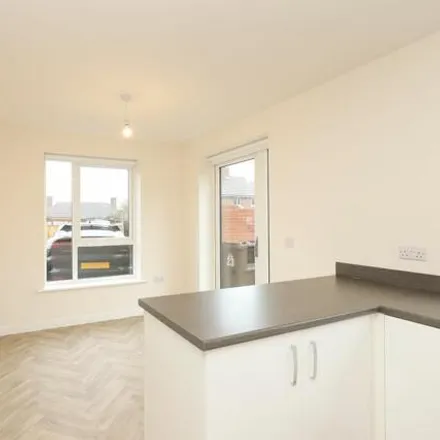 Image 5 - Manor Park Close, Sheffield, S2 1FP, United Kingdom - House for rent