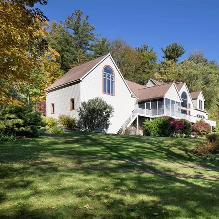 Buy this 5 bed house on 86 North Egremont Road in Alford, MA 01252