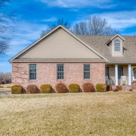 Buy this 4 bed house on 12538 Hudgens Road in Williamson County, IL 62959