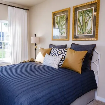 Rent this 1 bed apartment on Statesboro