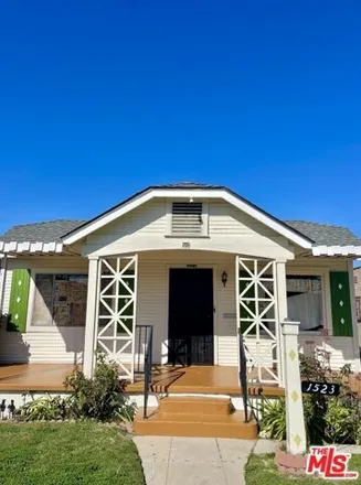 Rent this 2 bed house on 1537 West 65th Street in Los Angeles, CA 90047