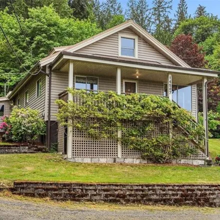 Buy this 3 bed house on 14529 West Snoqualmie Valley Road Northeast in King County, WA 98019