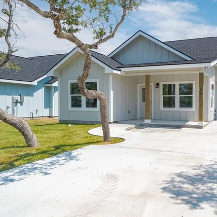 Buy this 3 bed house on 646 Sunset Drive in Rockport, TX 78382