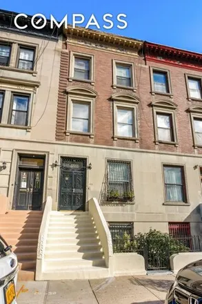 Buy this 9 bed house on 315 West 139th Street in New York, NY 10030