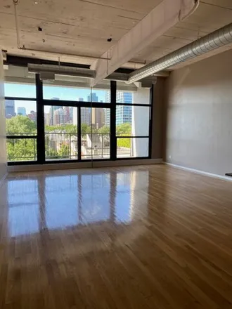 Image 5 - Dearborn Tower, 1530 South State Street, Chicago, IL 60605, USA - Condo for rent
