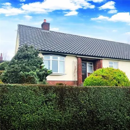 Buy this 3 bed house on unnamed road in Llanfair Caereinion, SY21 0HW