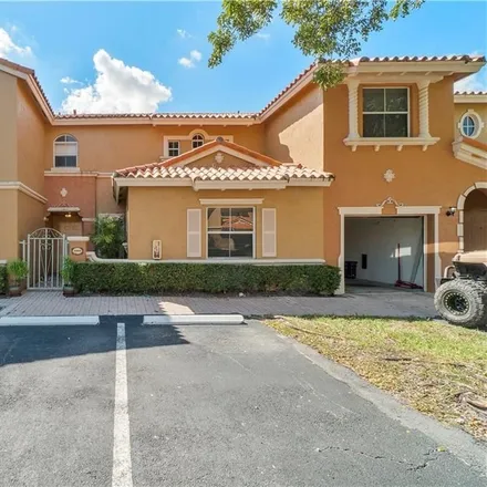 Buy this 3 bed condo on 8400 NW 84th Path in Miami Lakes, FL 33016