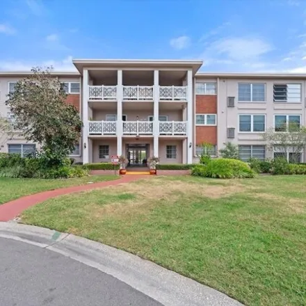 Image 1 - 3101 36th Street North, Saint Petersburg, FL 33713, USA - Condo for sale