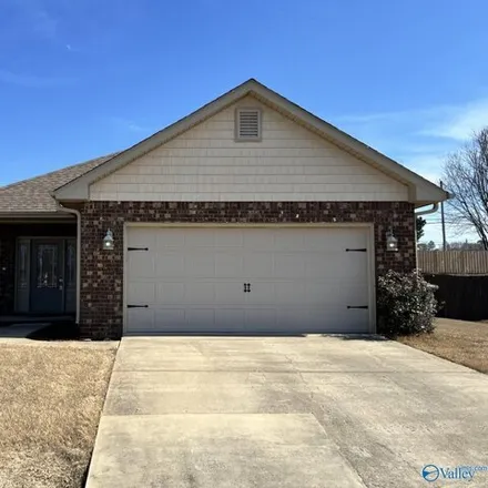 Rent this 3 bed house on 2540 Old Railroad Bed Road in Capshaw, Huntsville