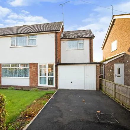 Buy this 4 bed duplex on Oldfield Drive in Great Boughton, CH3 5LW